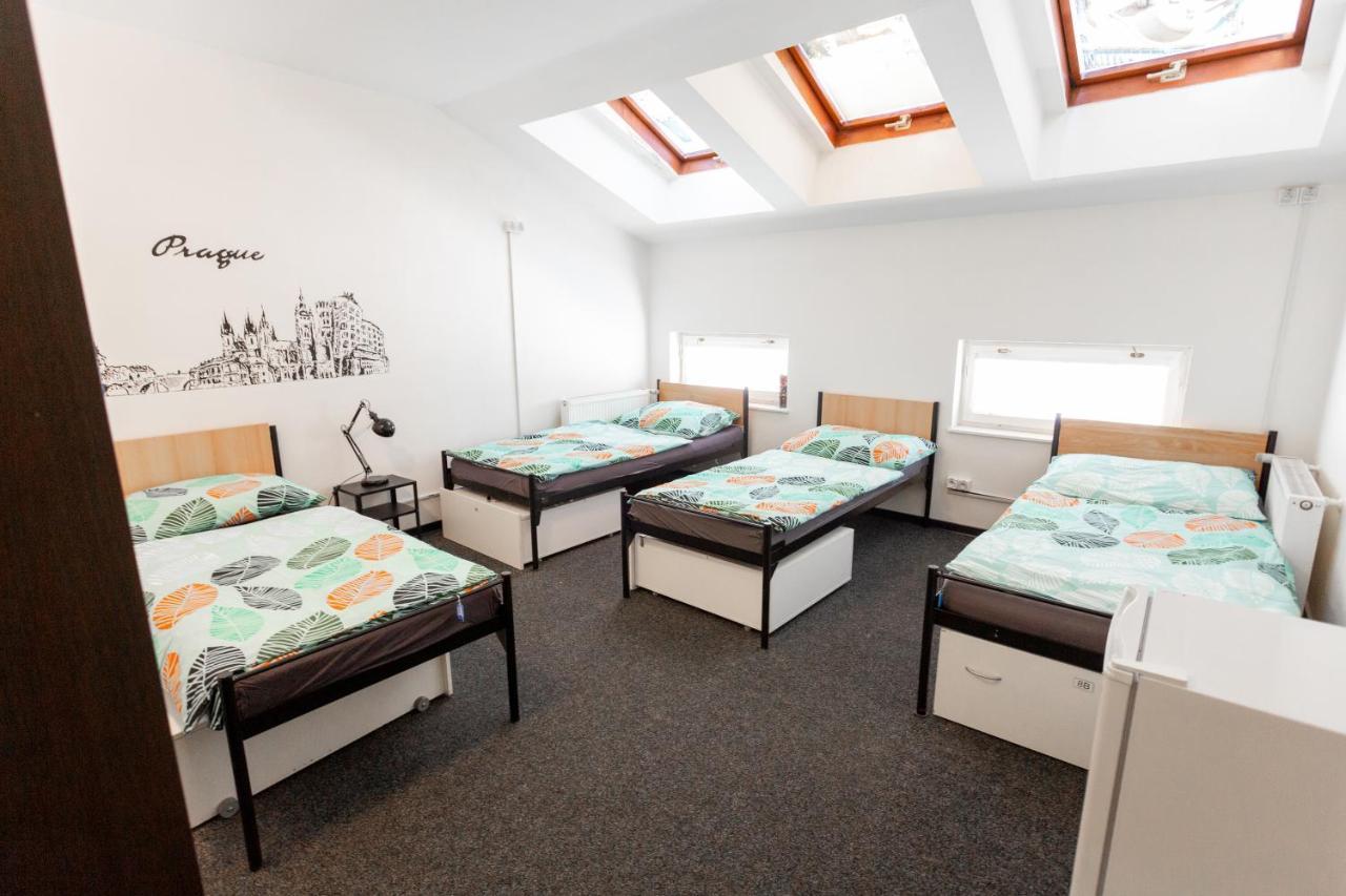 Thai Sun Hostel Прага Номер фото