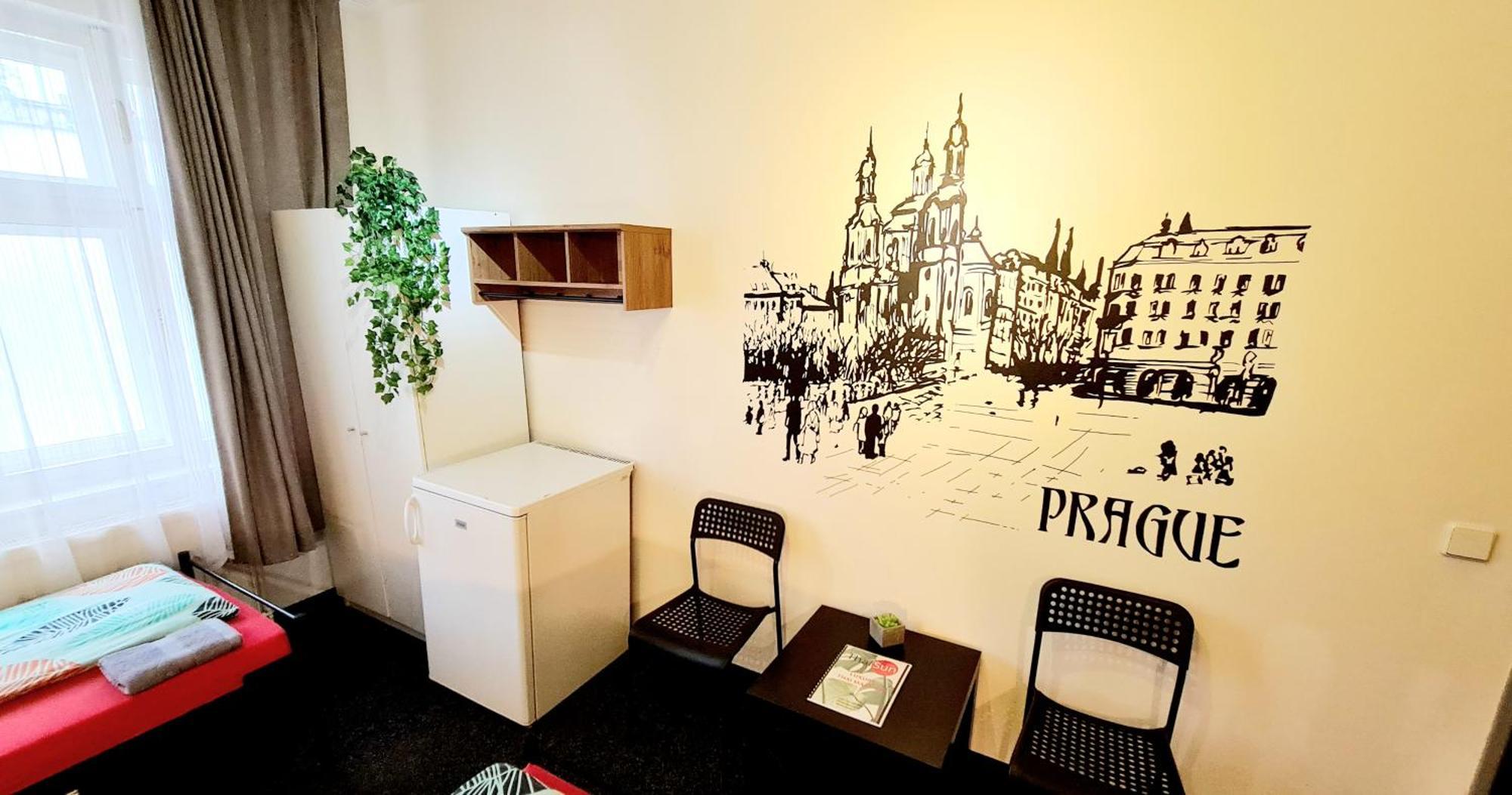 Thai Sun Hostel Прага Номер фото